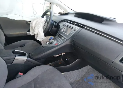 2014 Toyota Prius Three из США, поврежденный, VIN JTDKN3DUXE0366564